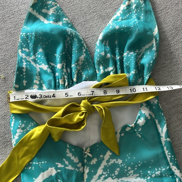 Beautiful Custom Made Halter Mini Dress. XS - Picture 7 of 8